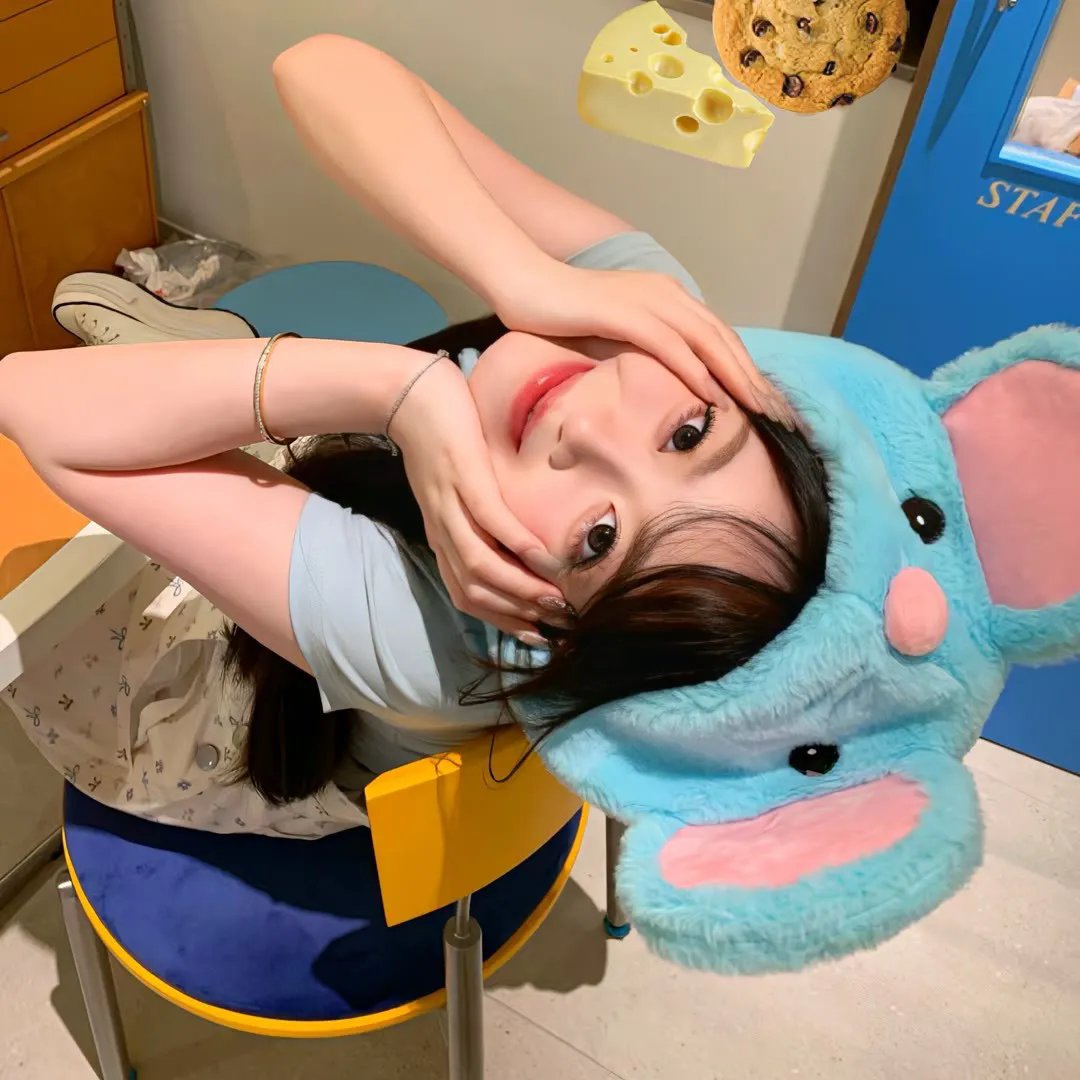 小美 海报